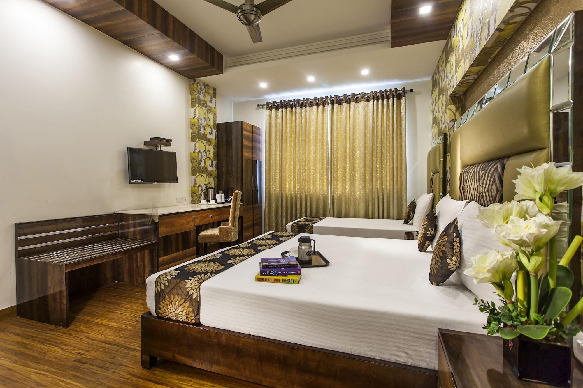 Hotel Sunstar Heritage Delhi  Exteriör bild