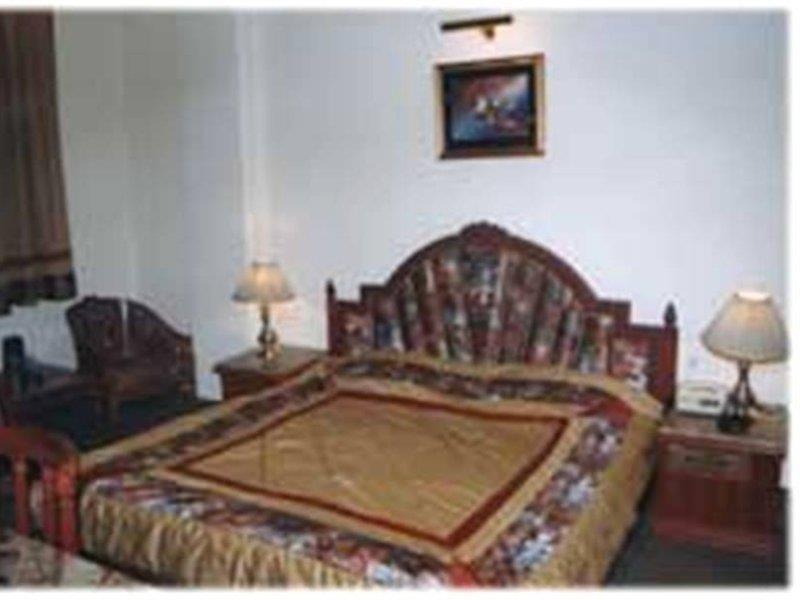 Hotel Sunstar Heritage Delhi  Exteriör bild